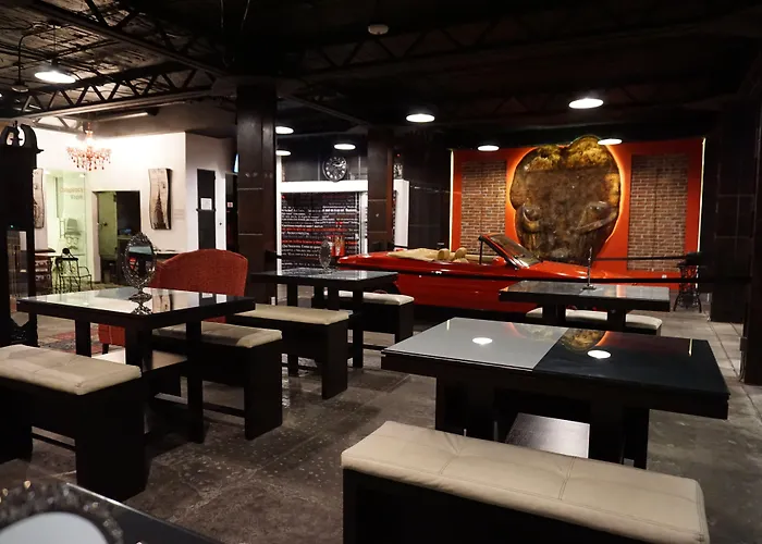 Black Boutique Hotel 4*