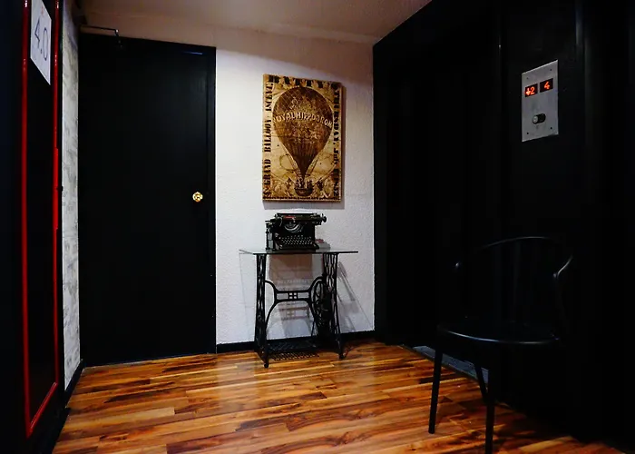 Black Boutique Hotel 4*